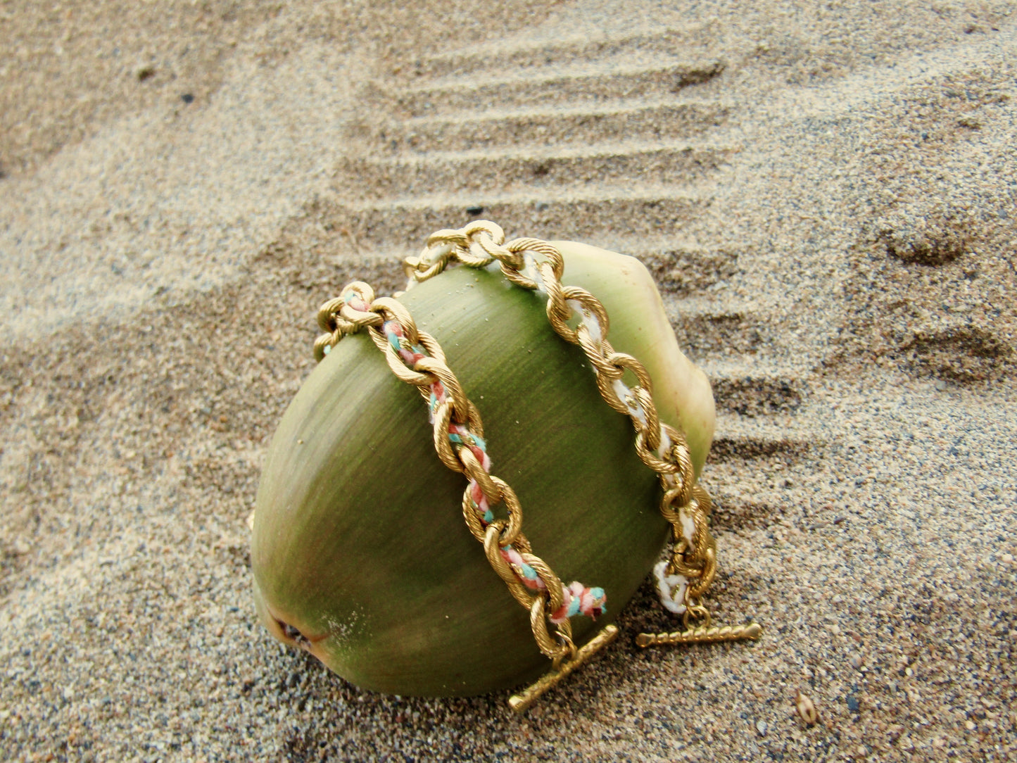 Arena bracelet